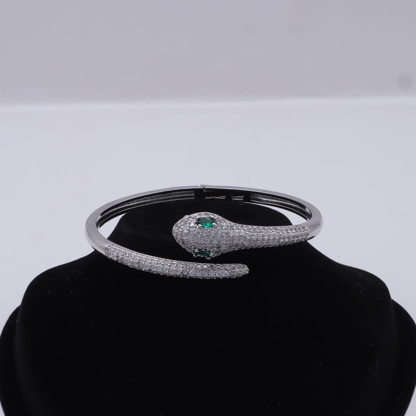 BRAZALETE DE SERPIENTE PLATEADO 18CM 4MM